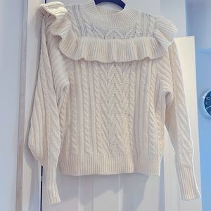 Cute cream sweater - size xs